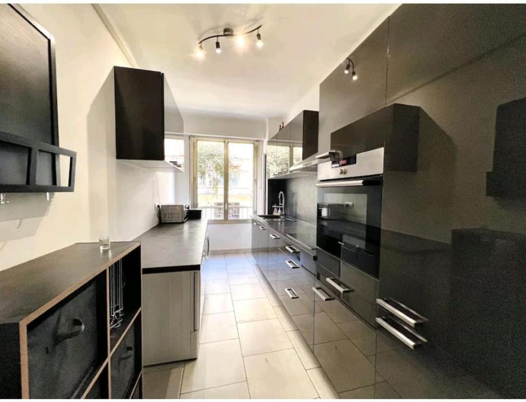 Bh - Promenade Des Anglais - Climatise, 4 Pers Apartment Nizza